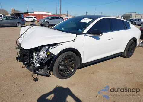 2025 Kia K4 Gt-Line Turbo z USA, uszkodzony, nr VIN 3KPFW4DC5SE152192